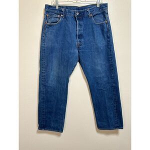 Levi's 501 Button Fly Men's Classic Jeans Size 38x31 (Actual 36X31)